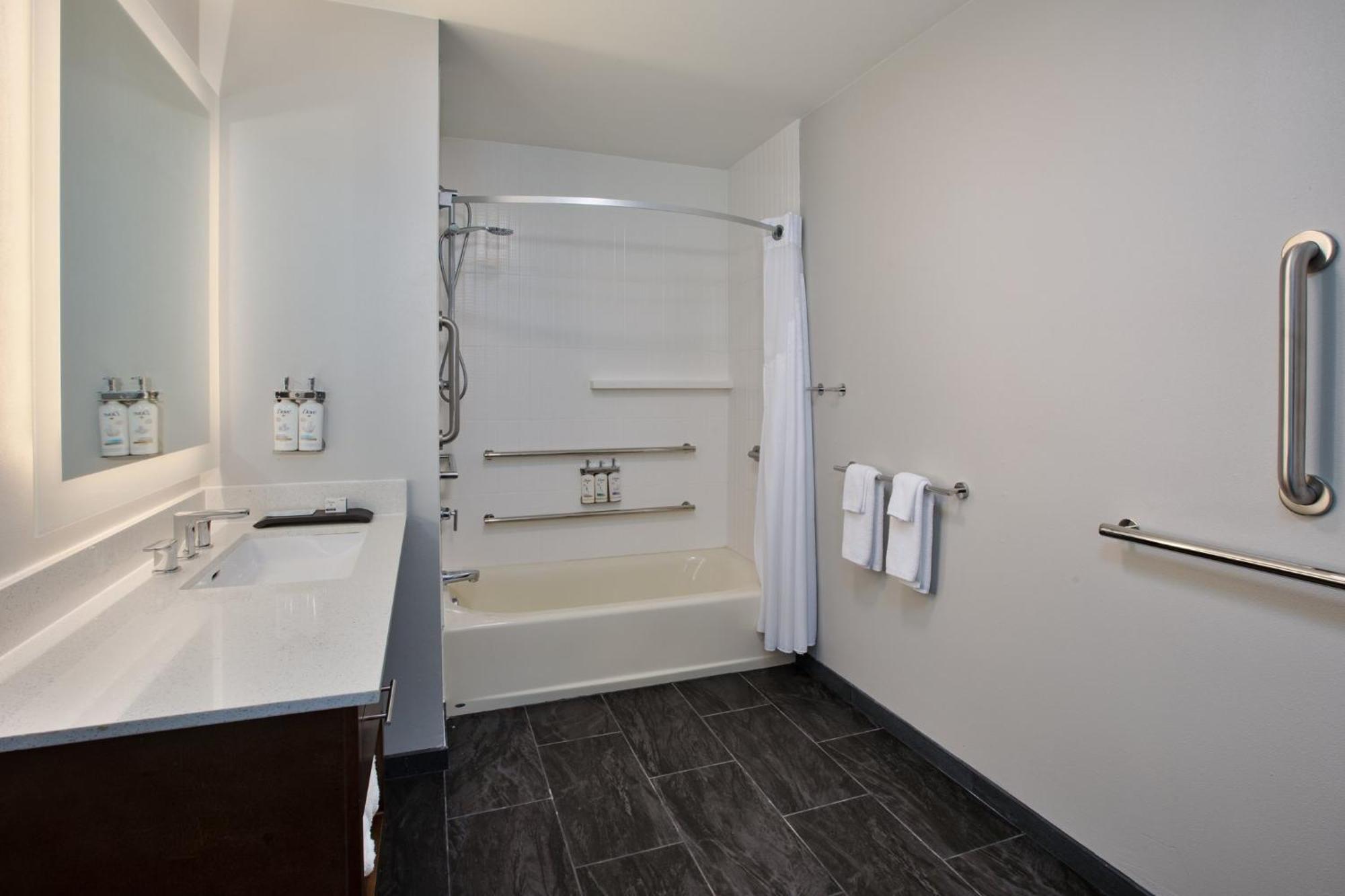 Staybridge Suites - Ames By Ihg Экстерьер фото